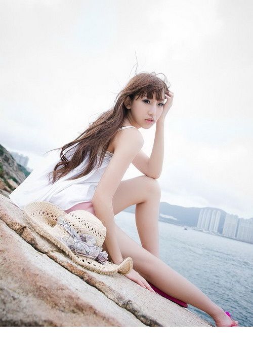 小清新嫩模谢芷蕙沙滩写真