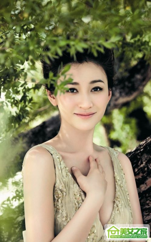 美女李小冉性感诱人高清写真