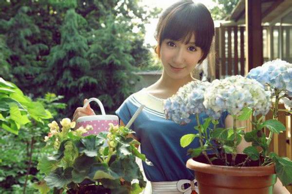 娄艺潇甜美靓丽高清写真照
