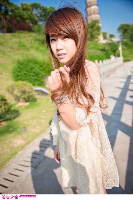 90后清纯萌妹子高清唯美写真