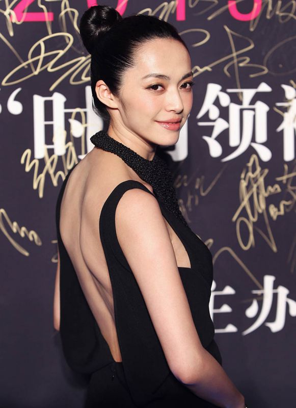 美女明星姚晨性感美背迷人高清图片