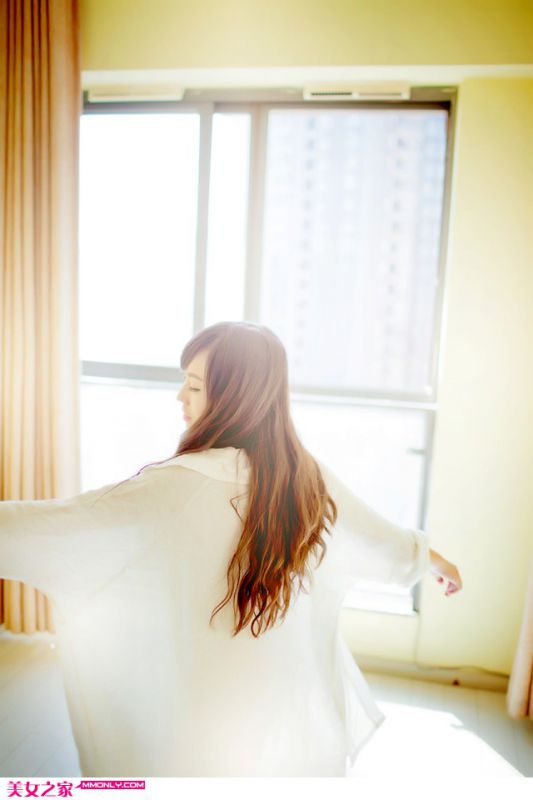 清纯美女私房朦胧写真