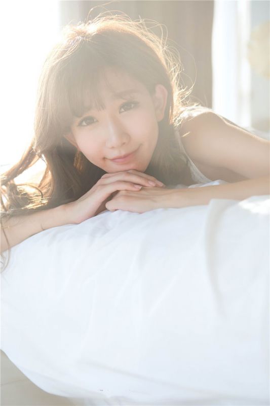 甜美少女蕾丝情趣内衣迷人大胸诱惑