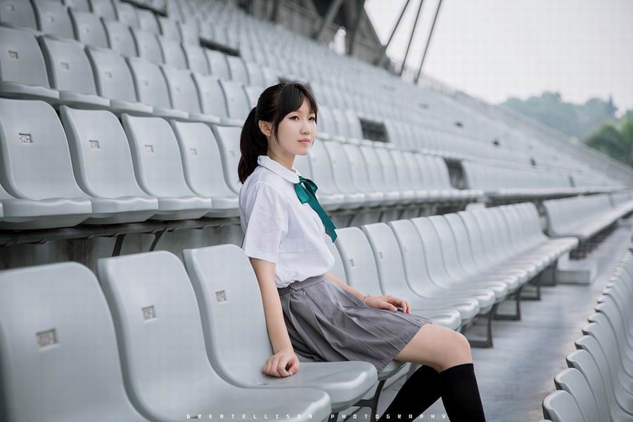 氧气美少女制服黑丝迷人写真