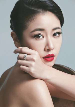 女神林心如优雅长裙范儿写真