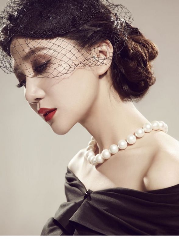 美女阿朵复古色彩写真