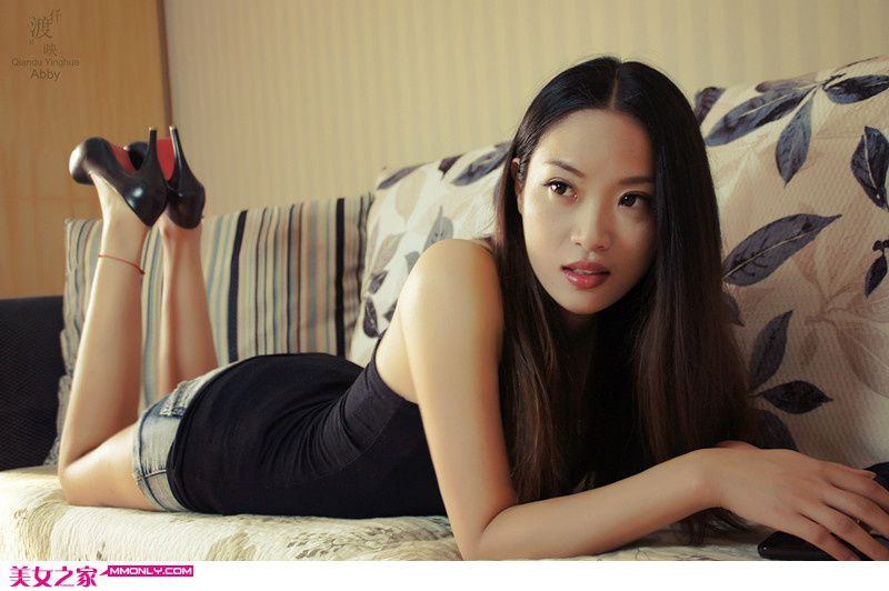 性感美女私房秀美胸高清写真