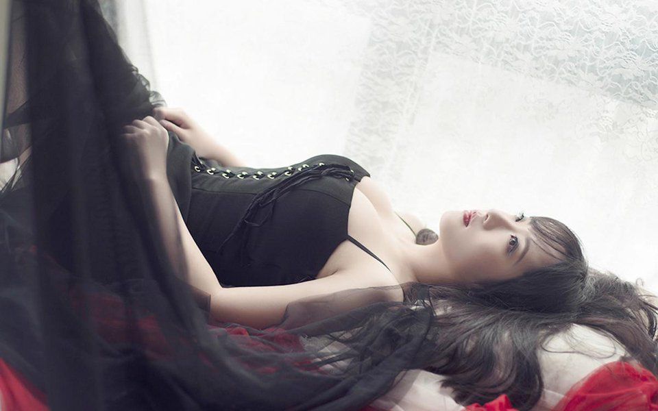 性感大胸萌妹子私房诱惑写真
