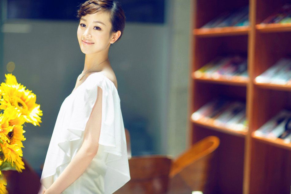 清纯萌妹子张檬最新夏日迷人写真