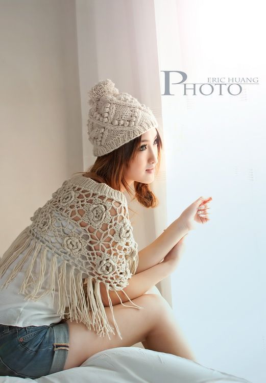 清纯萌妹子室内唯美写真拍摄