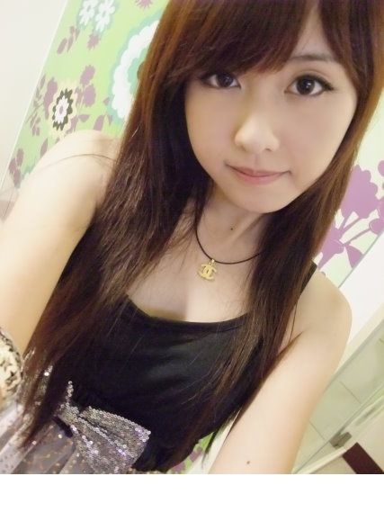 台湾美女刘孟姗清纯可爱生活照