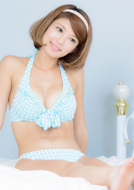 y井美香私房性感内衣私房写真照