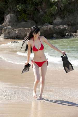 日本女星逢泽莉娜清纯私房照