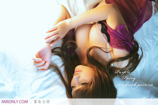 日系美女私房高清诱人写真
