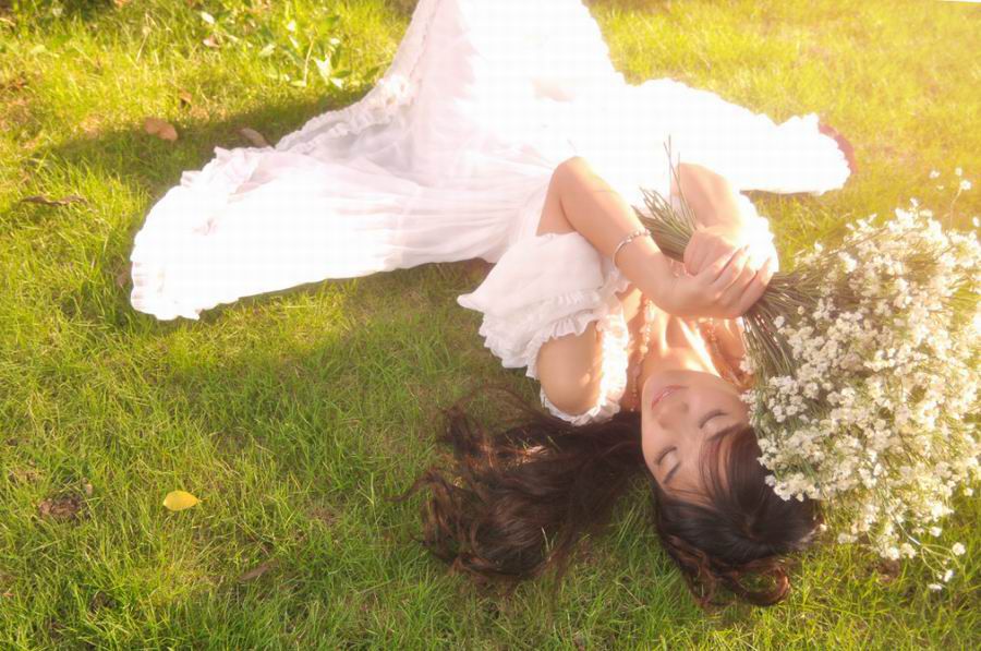 清纯校花户外唯美写真
