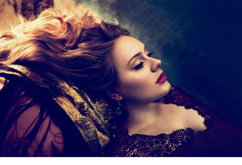 adele登VOGUE杂志封面拍摄写真