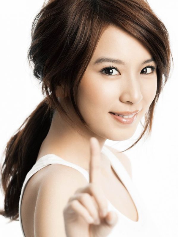 SHE成员田馥甄清纯写真照