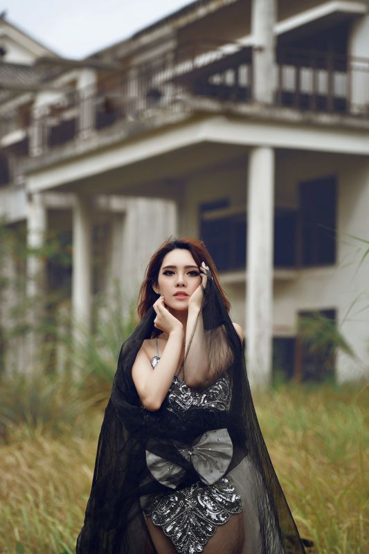 美女模特凯琳唯美动人写真