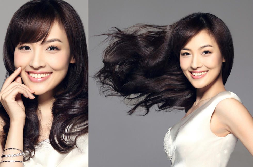 女星张歆艺携闺蜜拍摄高清写真