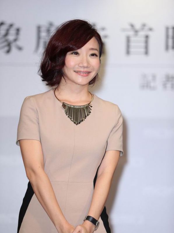 陶晶莹性感美腿高清活动照