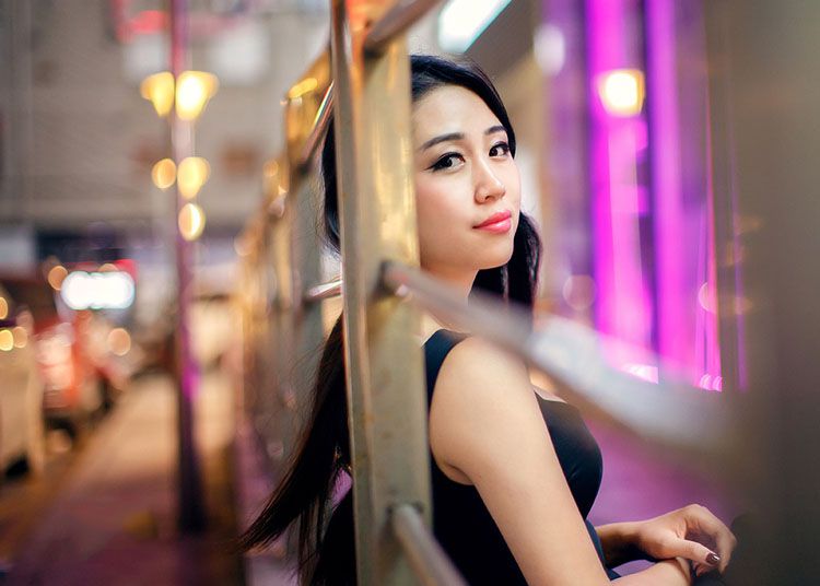 美臀爆乳美女傍晚迷情诱惑