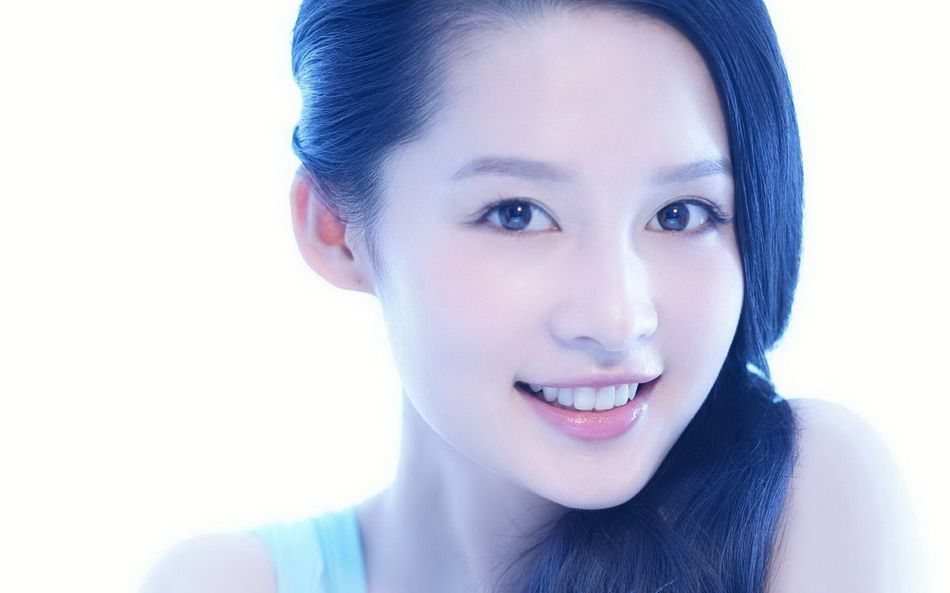 清纯美女李沁高清写真