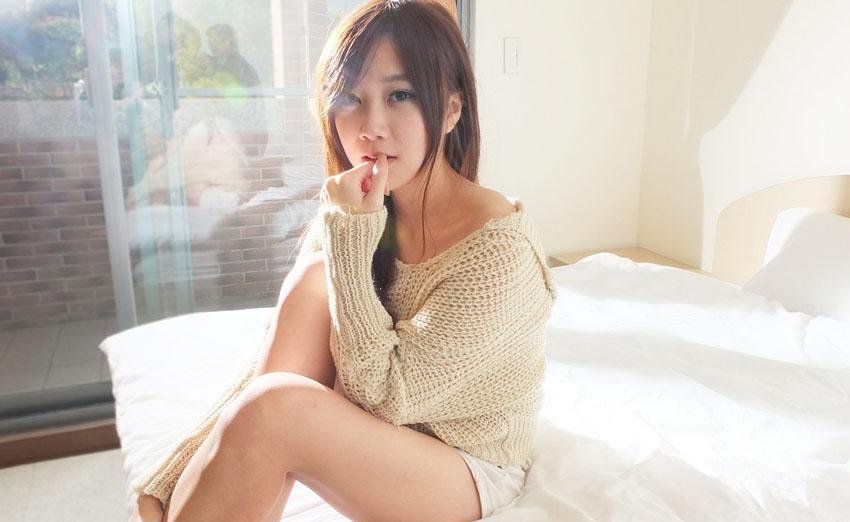 清纯萌妹子高清迷人私房照