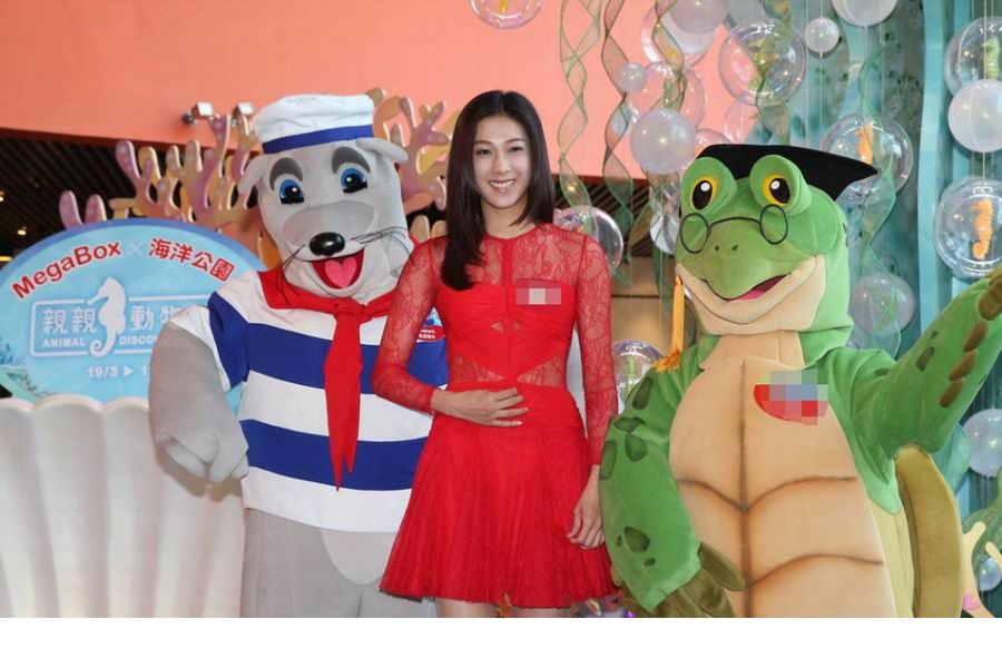 钟嘉欣红裙美艳高清图片