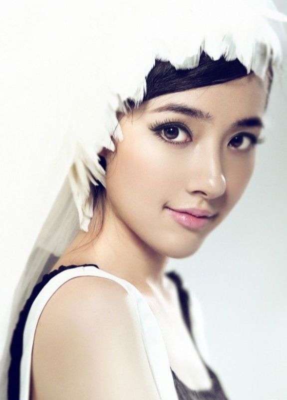 萌妹子郭碧婷清纯甜美写真