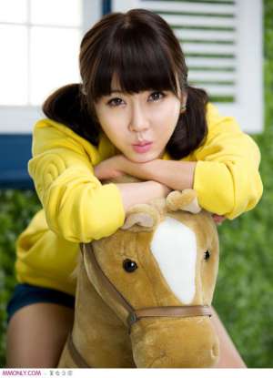 韩国美女崔星儿可爱迷人写真