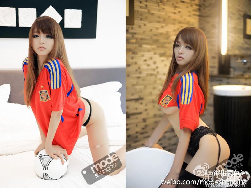 情趣内衣美女李玲私房爆乳惊艳写真