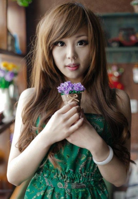 迷人萌妹子初春私房写真拍摄