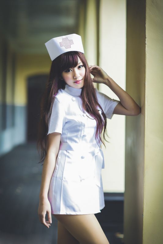 清纯美女上演制服诱惑