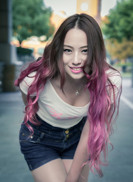 气质嫩模娜娜丰胸翘臀户外唯美写真