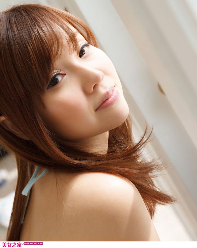 白衫美眉星川英智室内高清写真