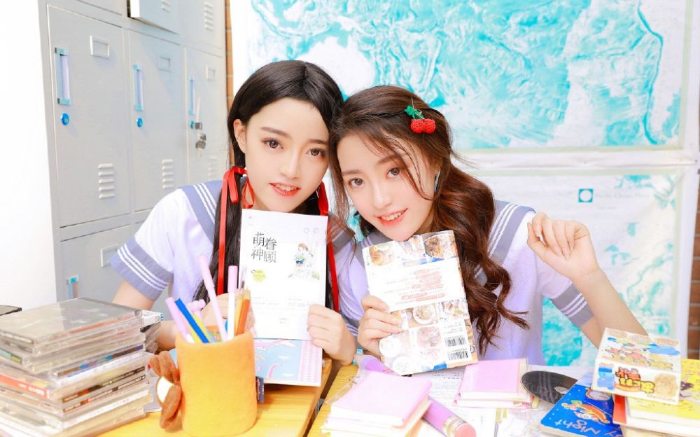 校园美少女百合花开白丝制服清新写真