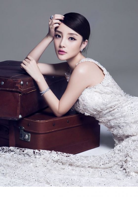 美女明星李小璐唯美婚纱图片