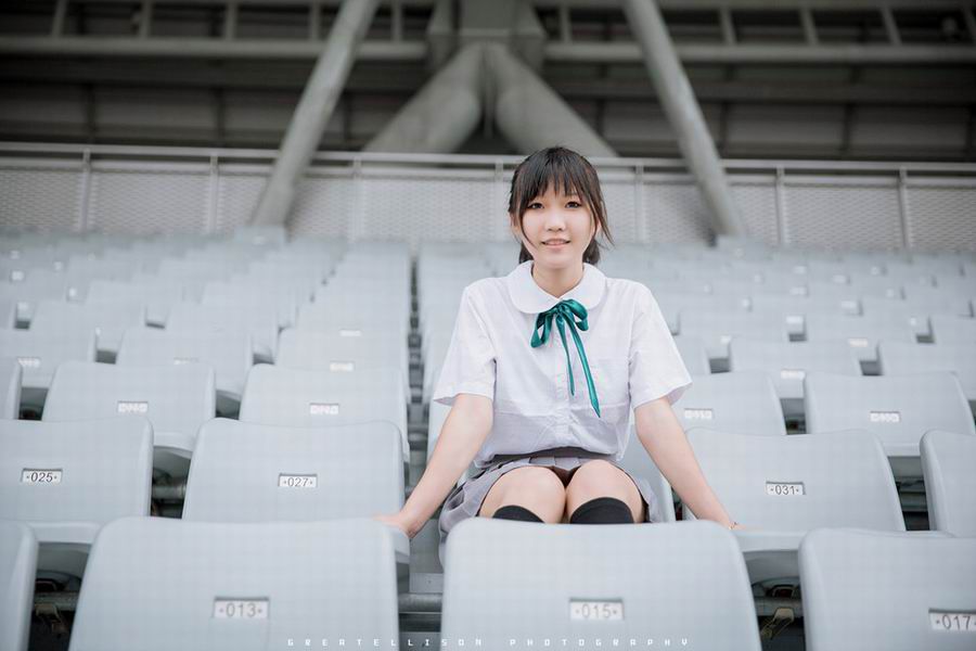 氧气美少女制服黑丝迷人写真