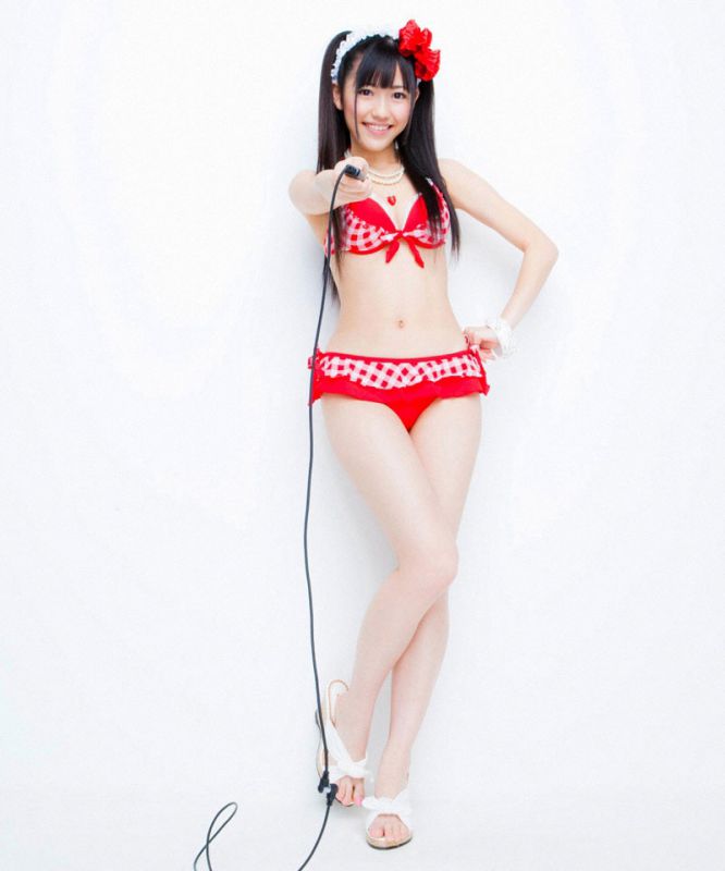 爆乳萌妹子私房诱人写真