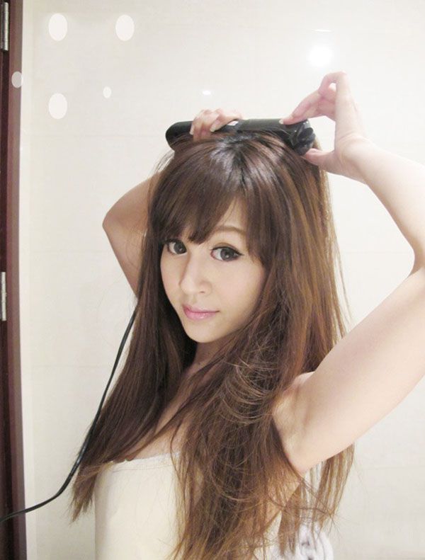 俏皮爆乳萌妹子性感诱惑写真