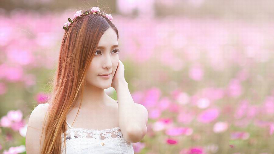 普罗旺斯邂逅混血清纯可爱小美女