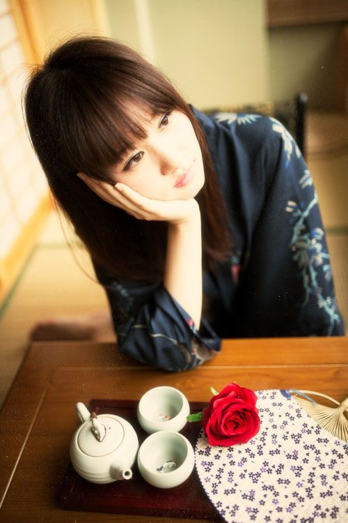 玫瑰少女演绎美臀诱惑