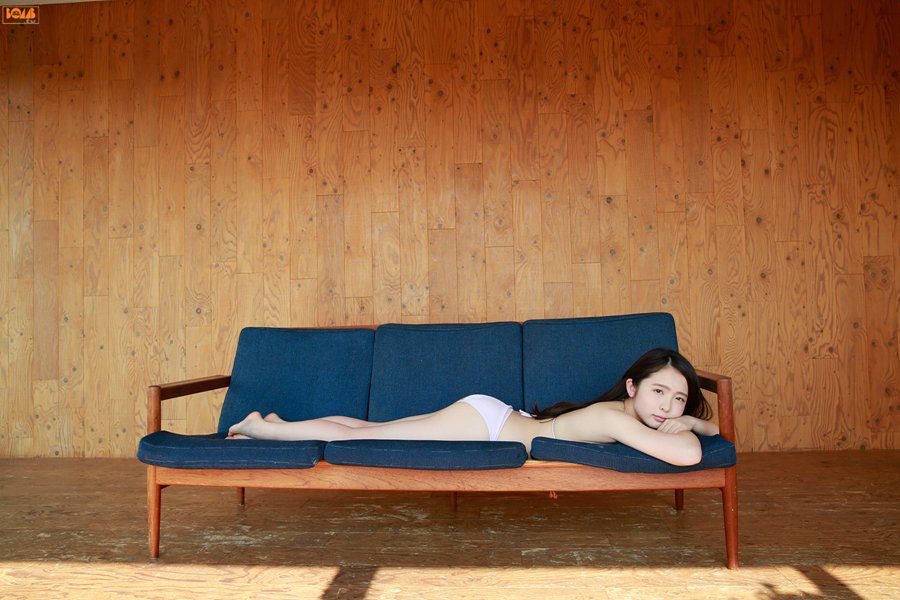 中野佑美性感比基尼诱惑写真