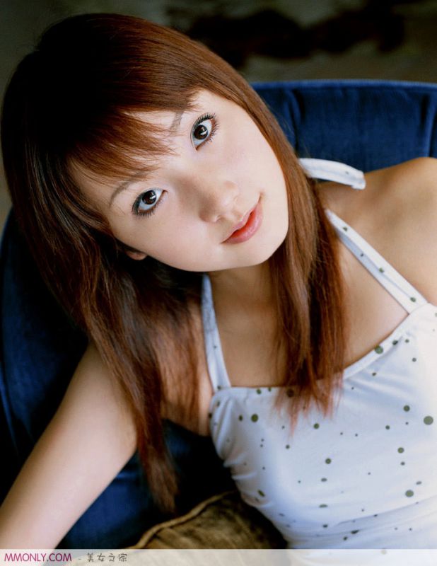日本可爱美女私房内衣诱人写真