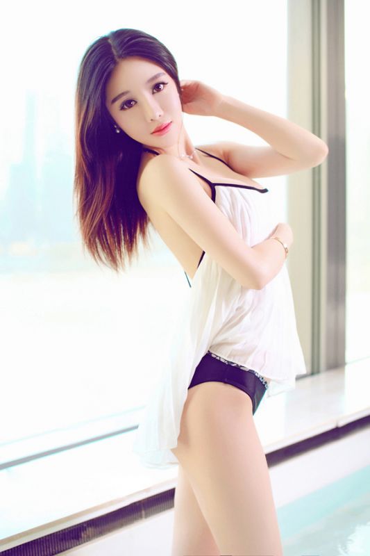 性感美女叶紫依内衣私房照