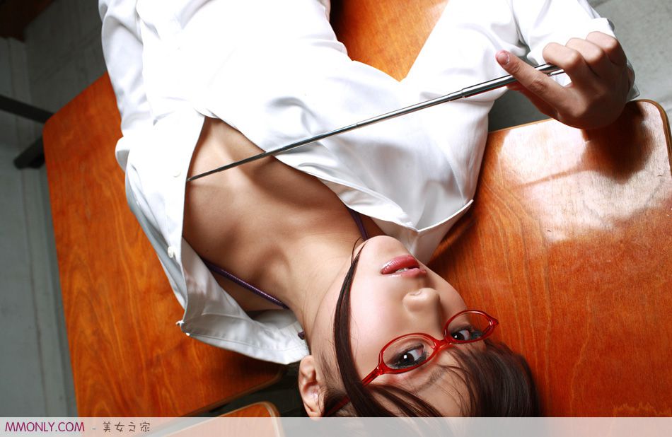 性感火辣美女私房内衣写真