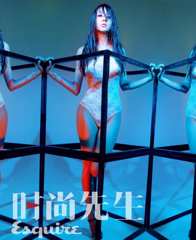 性感女郎周韦彤高清诱人写真