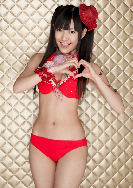 日本甜美可爱美女私房写真