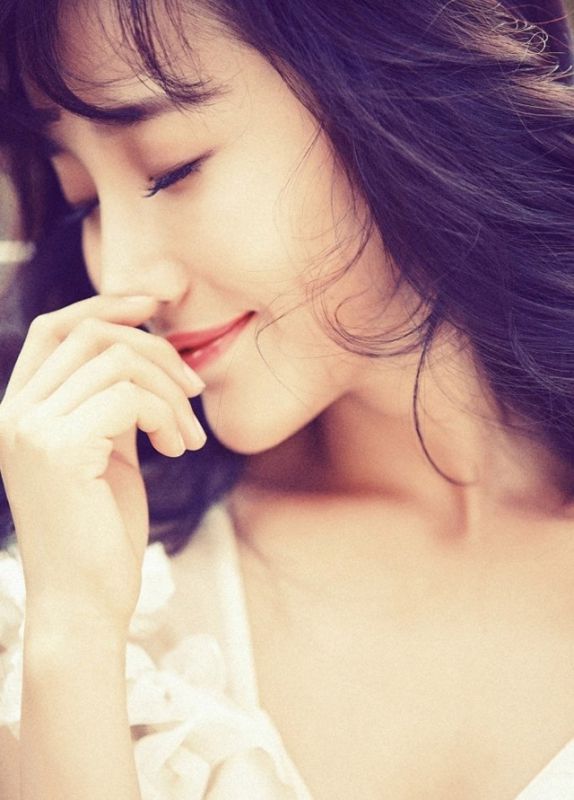 甜美女孩王梦婷户外写真拍摄