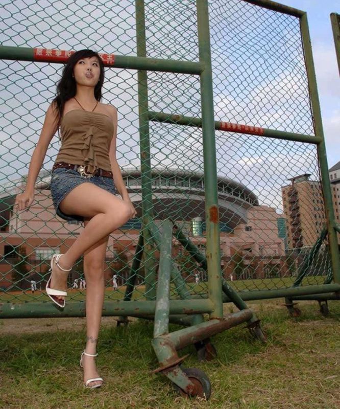 台湾性感美女户外高清写真